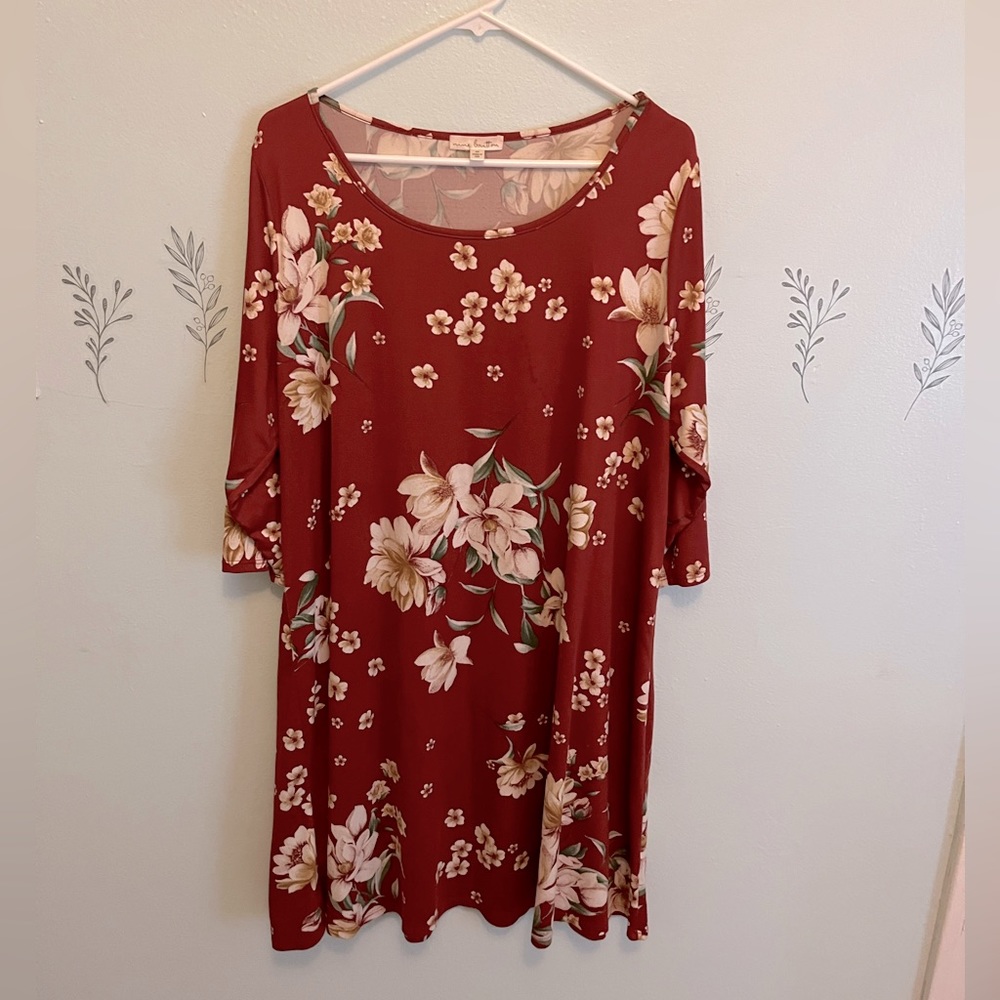 Red floral midi dress! Perfect for teachers